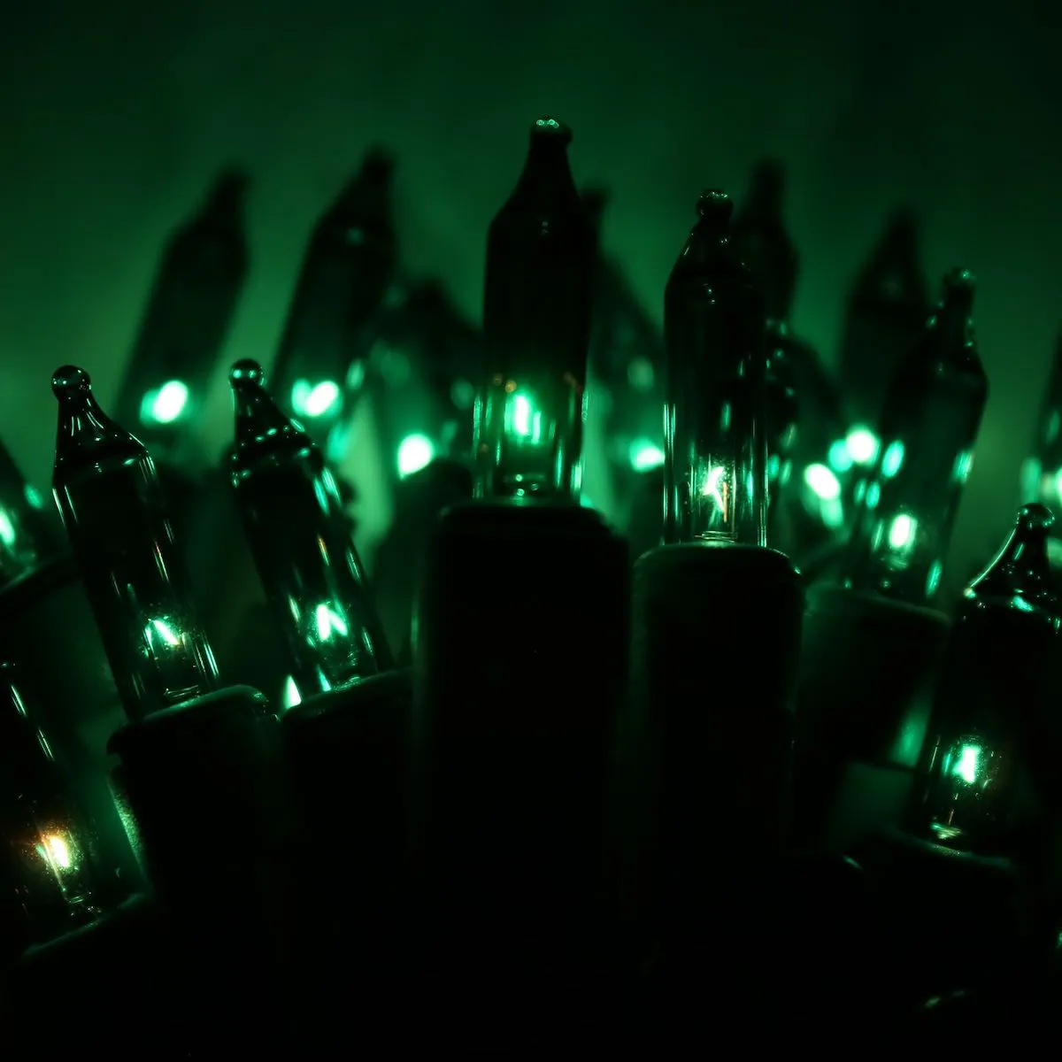 100-bulb Green Mini Lights, 2.5" Spacing, Green Wire