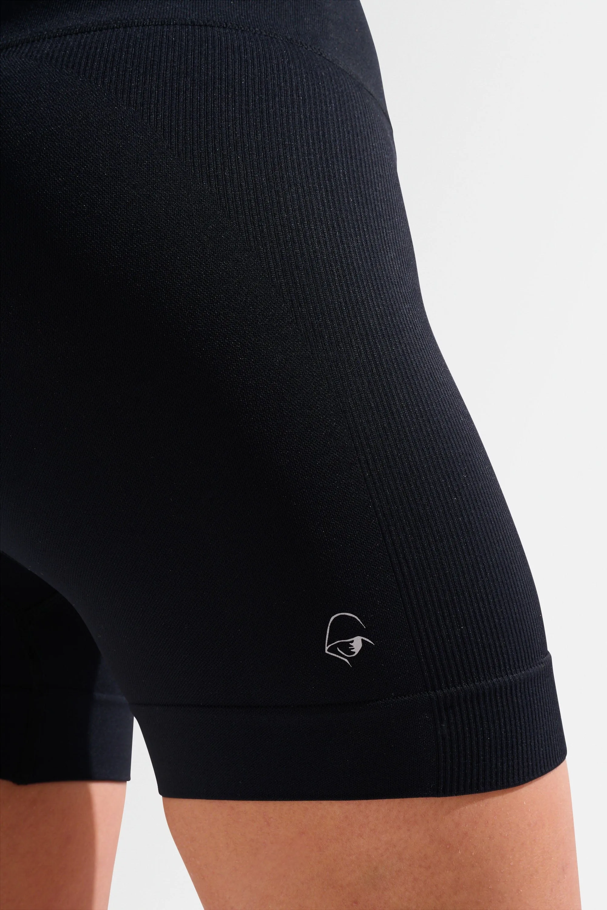 Elevate Seamless Shorts - Black