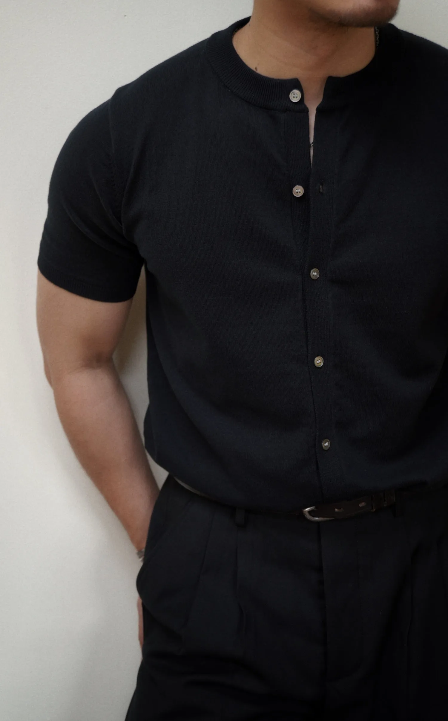 Men's Buttoned Short Sleeves T-shirt