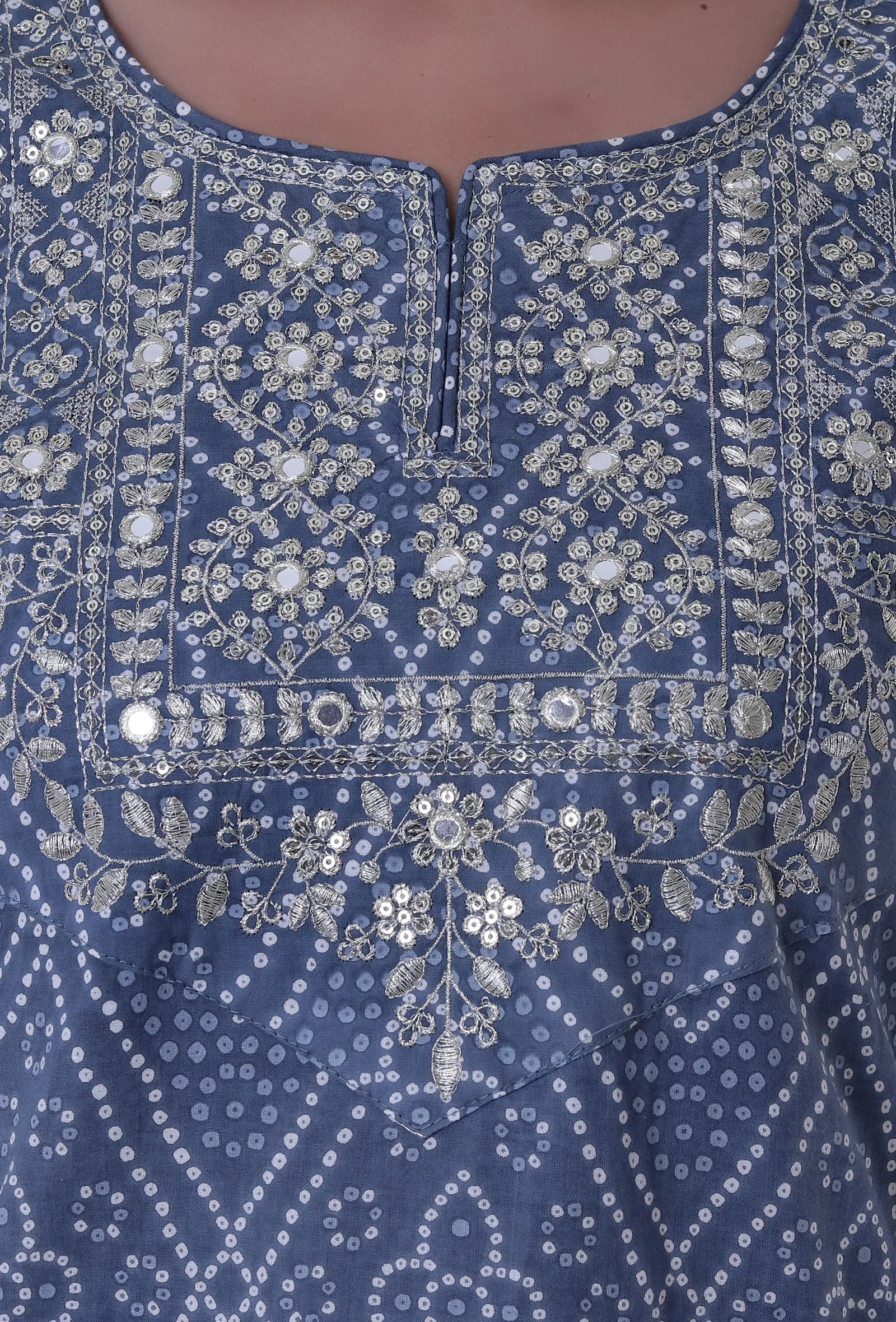 Set Of 2: Blue & White Block Printed Cotton Kurta & Pant