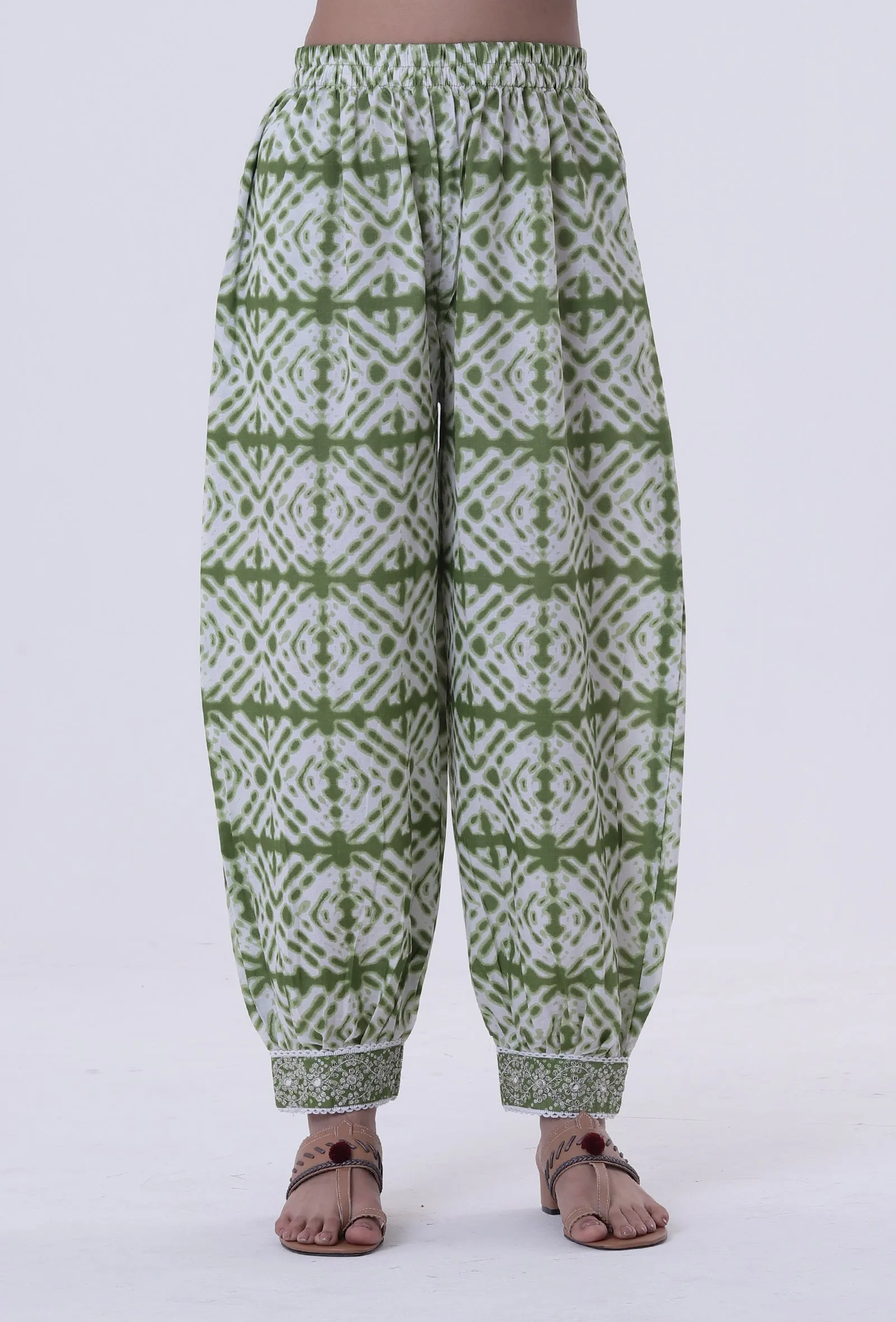 Set Of 2: Green & White Color Cotton Block Printed Kurta & Pant