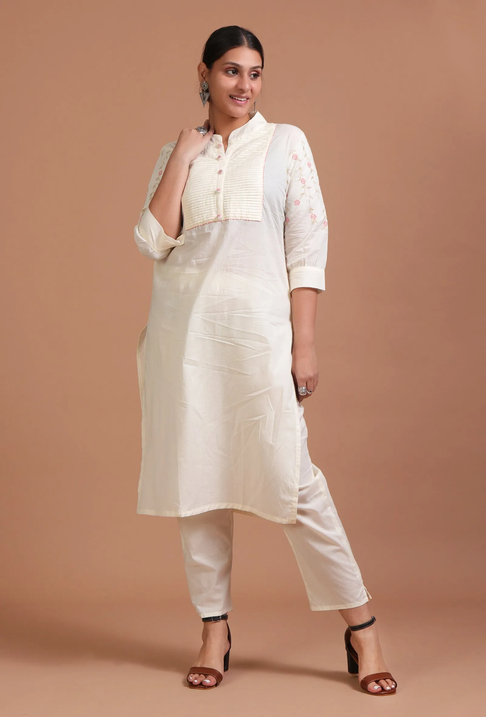 Set Of 2: Off White Cotton Embroidered Kurta & Pant Set