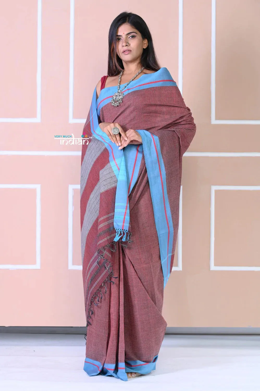 Traditional Patteda Anchu Ilkal Handloom Saree~ Cast Brown With Blue Borders