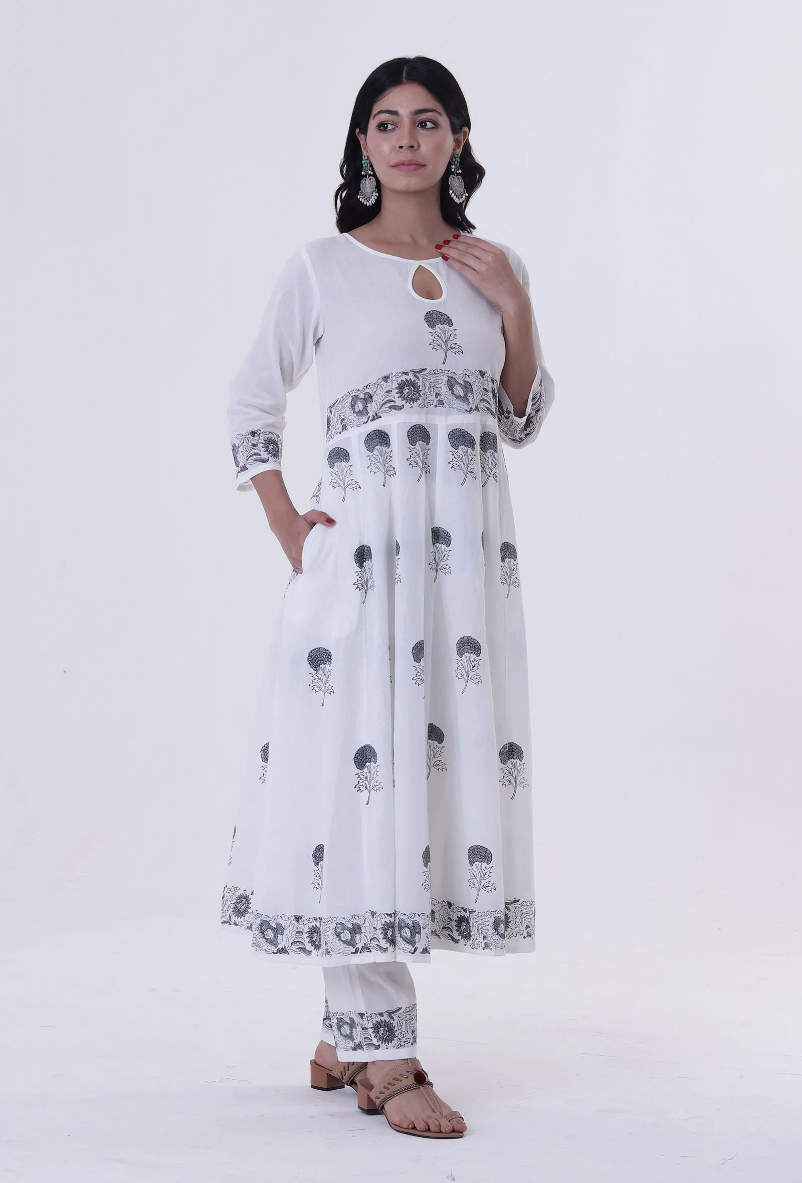 White Color Cotton Block Printed With Multicolor Motif Kurta