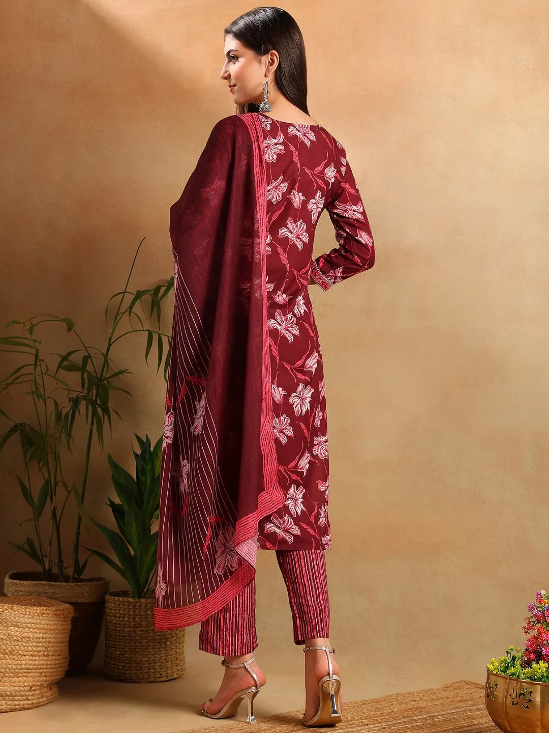 Women Maroon Rayon Blend Floral Printed Straight Kurta Trousers With Dupatta